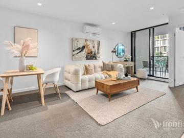 Stylish Apartment in Prime Green Square Location 210/11 Shamrock Street, Abbotsford VIC 3067