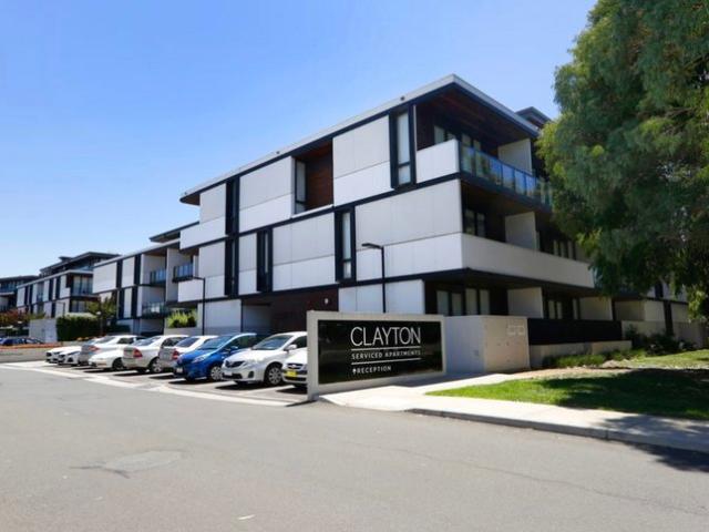 Stylish Apartment Living Walk to Monash University & Public Transport