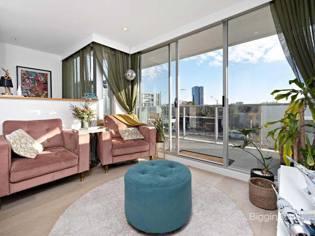 Stylish Apartment Living in North Melbourne!