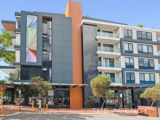 Stylish Apartment Living In Sought After Cafe Strip