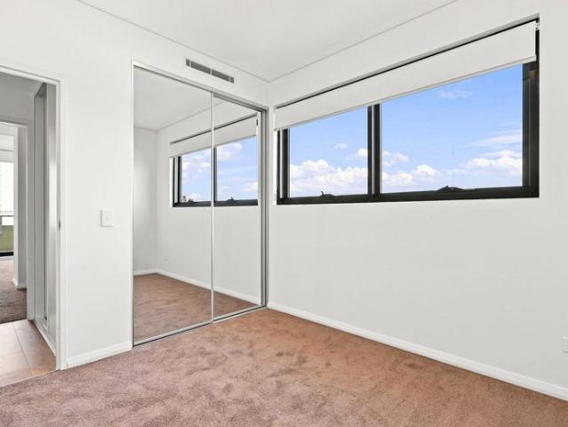 Stylish Apartment Living in Secure Complex