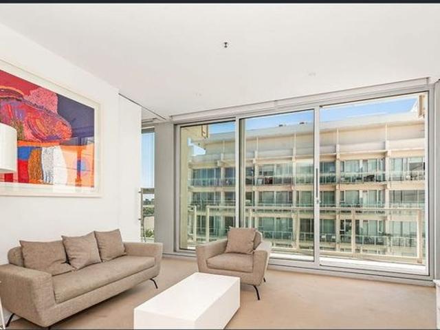 Stylish Apartment Living in Prestigious Walkerville