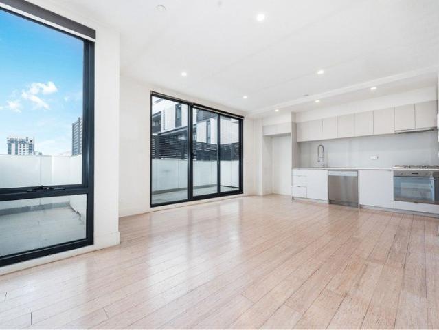 Stylish Apartment Living in the Heart of Moonee Ponds