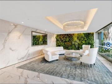 Stylish Apartment Living in the Heart of Newstead Unfurnished Available now!