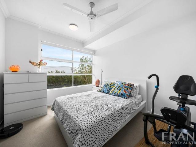 Stylish Apartment Living in the Heart of North Lakes