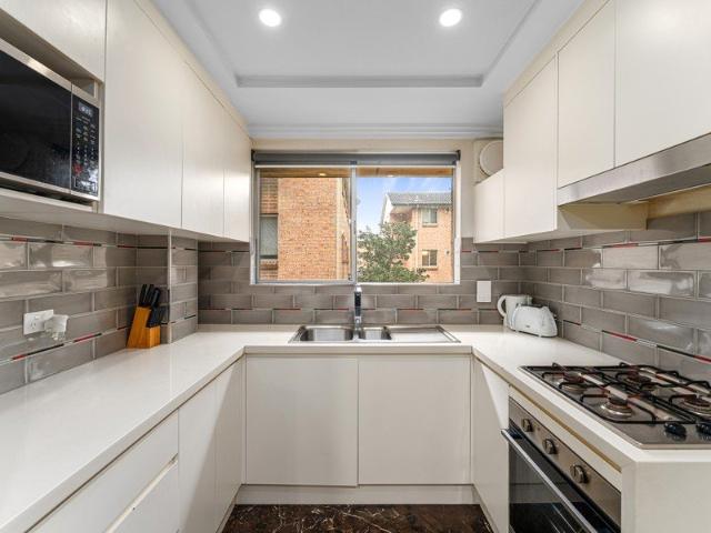 Stylish Apartment Living in the Heart of Gymea