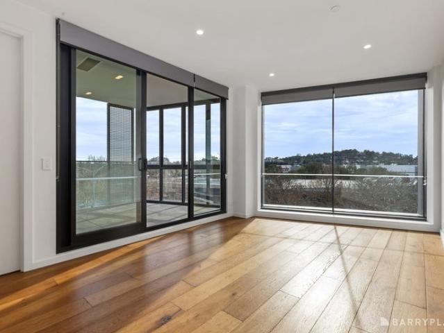 Stylish Apartment Living in the Heart of Ringwood
