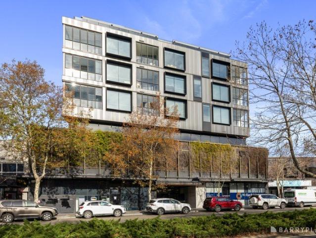 Stylish Apartment Living in the Heart of Ringwood