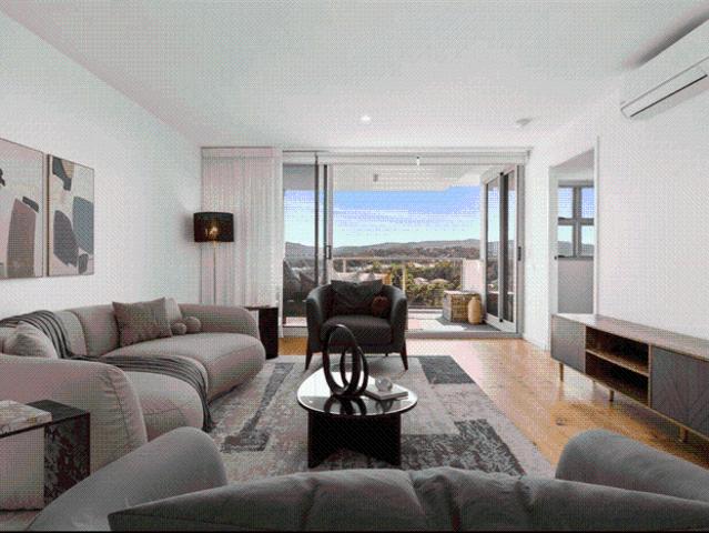 Stylish Apartment Living with Hinterland Views in the Heart of Robina