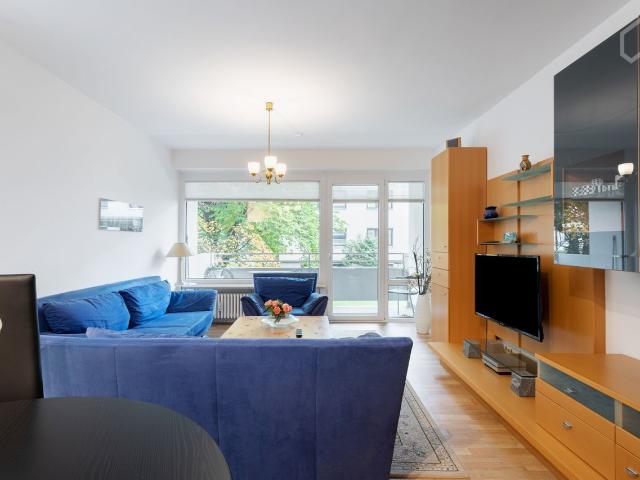 Stylish apartment on the first floor in a quiet area of Munich, Munchen Amsterdam Apartments for Rent