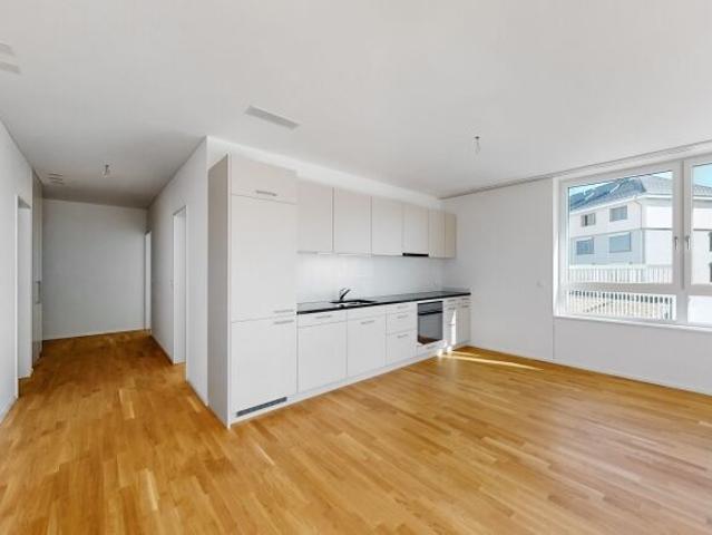 Stylish apartment on the industrial square
