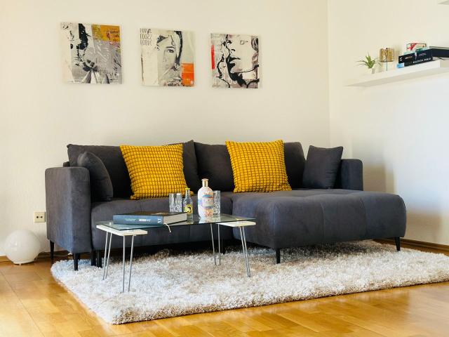 Stylish Business Apartment with Balcony in Leverkusen Wiesdorf – All Inclusive Living, Leverkusen Amsterdam Apartments for Rent