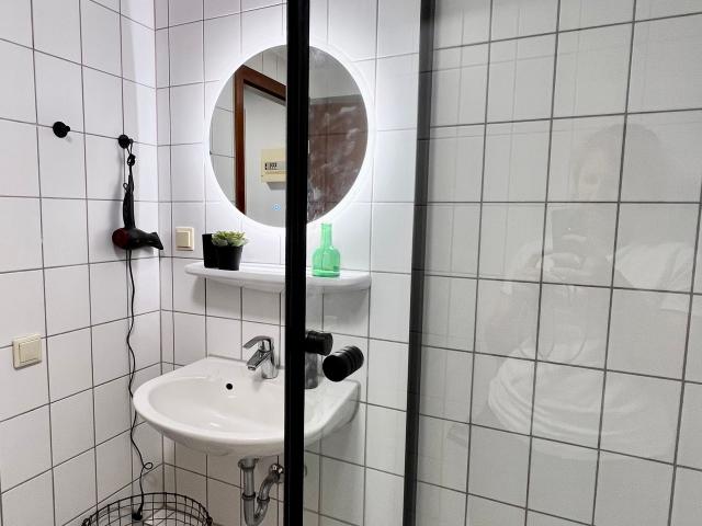 Stylish Business Apartment GREEN STAY Essen I Ideal for Long Stays, Essen Amsterdam Apartments for Rent