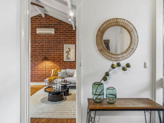 Stylish Burnside Living in a Prime Eastern Suburbs Location