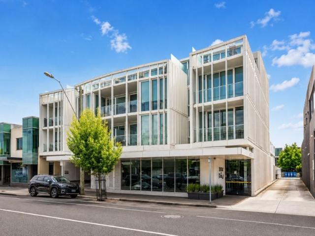 Stylish Bayside Living in the Heart of Brighton