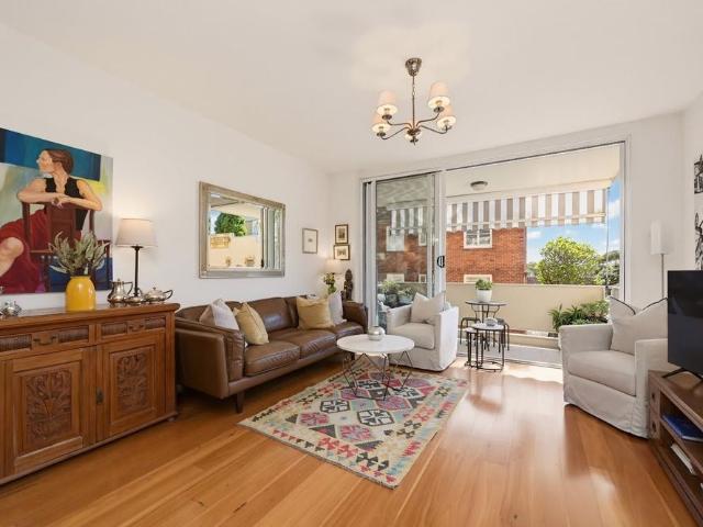 Stylish Bondi Living in a Prime North Facing Position