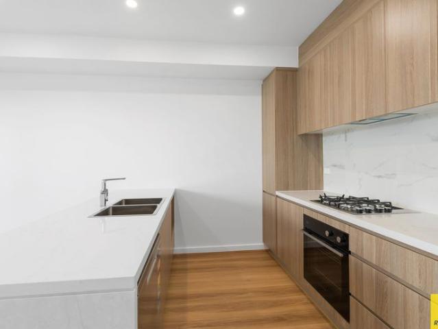 Stylish Brand New Townhouse in Sought After Avoca Park!