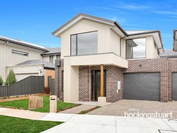 Stylish Brand New Townhouse | No Body Corporate