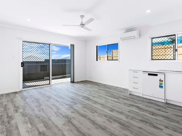 STYLISH BRAND NEW DUPLEX QUALITY LIVING IN WONDUNNA