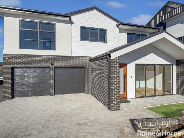 Stylish & Brand New Googong Family Home