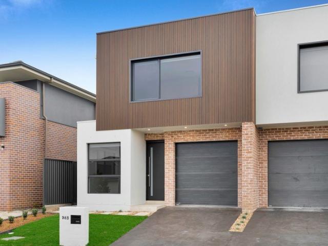 Stylish Brand New Home in Spring Farm