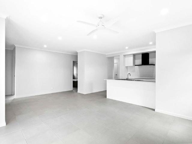 STYLISH BRAND NEW HOME WITH MODERN COASTAL LIVING IN POINT VERNON