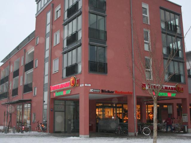stylish, bright 2 room apartment