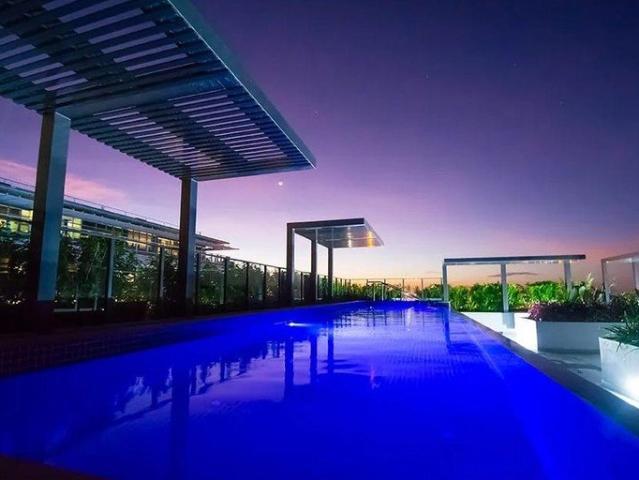 Stylish CBD Penthouse