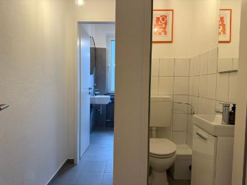 Stylish & Central Design Apartment in Duisburg | Fully Furnished, Duisburg Amsterdam Apartments for Rent