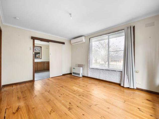 Stylish Central Living – Walk to Ballarat CBD!