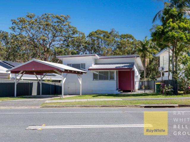 Stylish Character Home with Modern Comforts in the Heart of Southport