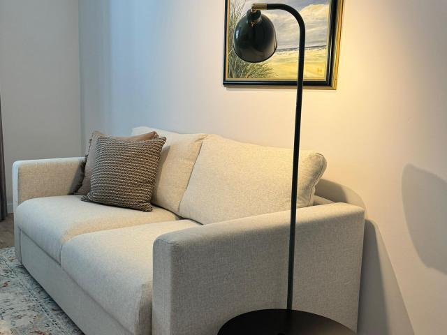 ✨ Stylish City Apartment with Weser View – Central Location in Bremen, Bremen Amsterdam Apartments for Rent