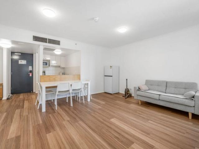 Stylish City Living in the Heart of Brisbane