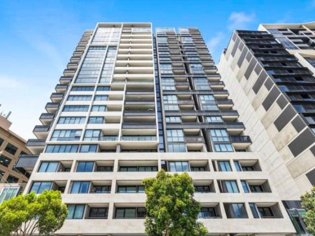 Nest or Invest Premium Southbank Living with Strong Returns Coming At $2850 Monthly