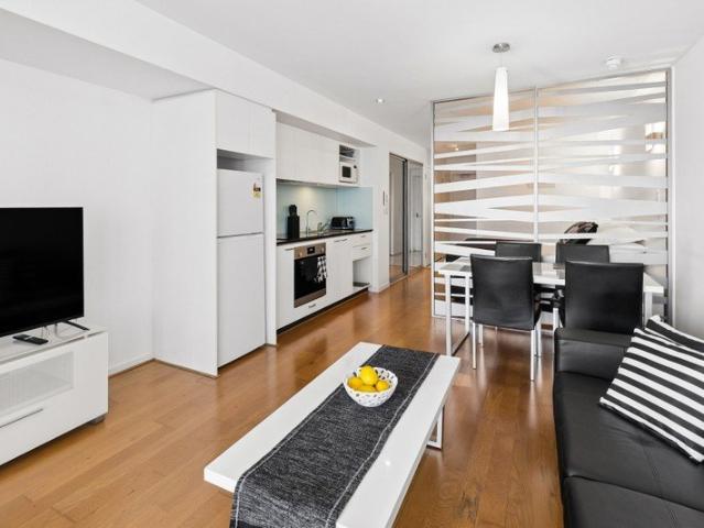 Stylish City Living with Resort Style Facilities & Strong Rental Return