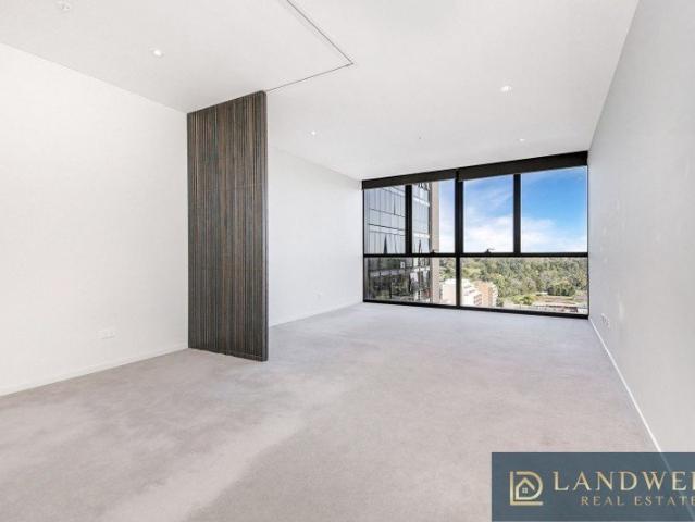 Stylish City Studio with Beautiful Park Views in the Heart of Parramatta