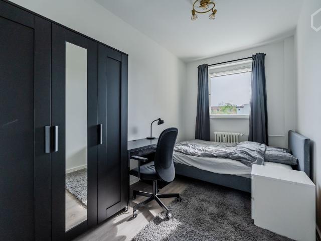 Stylish City West Apartment with 3 Bedrooms – Just off Ku’damm, Berlin Amsterdam Apartments for Rent