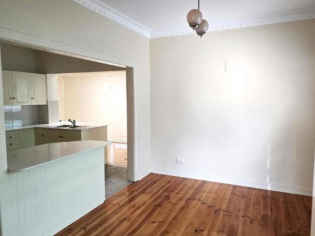 Stylish Coastal Living in the Heart of Victor Harbor