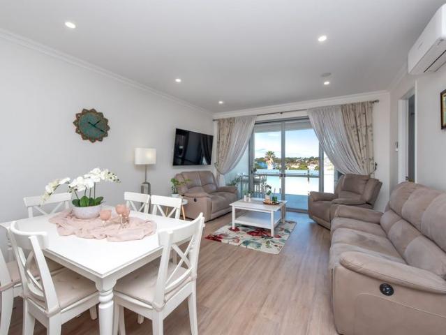 Stylish Coastal Living in the Heart of Hillarys
