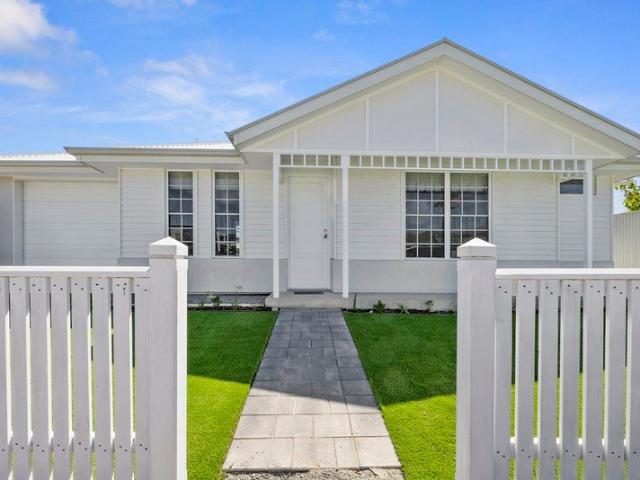 Stylish Coastal Living Just Minutes from the Beach
