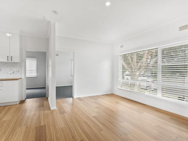 Stylish Coastal Living Just Steps from Minnamurra River
