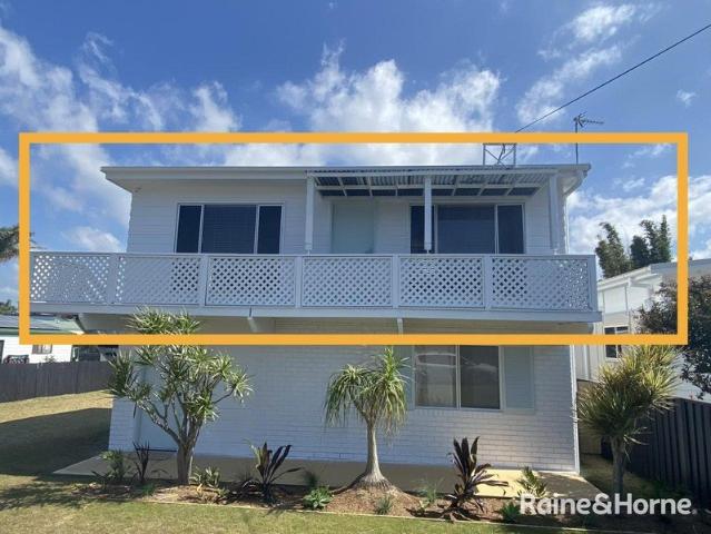 Stylish Coastal Living with Utilities Included