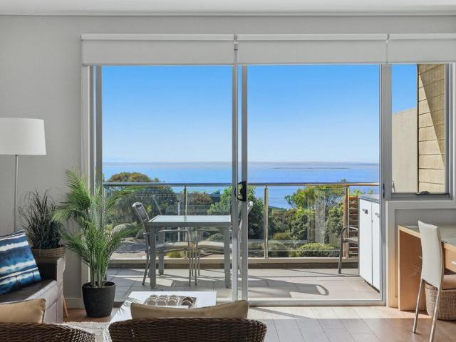 Stylish Coastal Retreat with North Facing Water Views Silverwater Resort