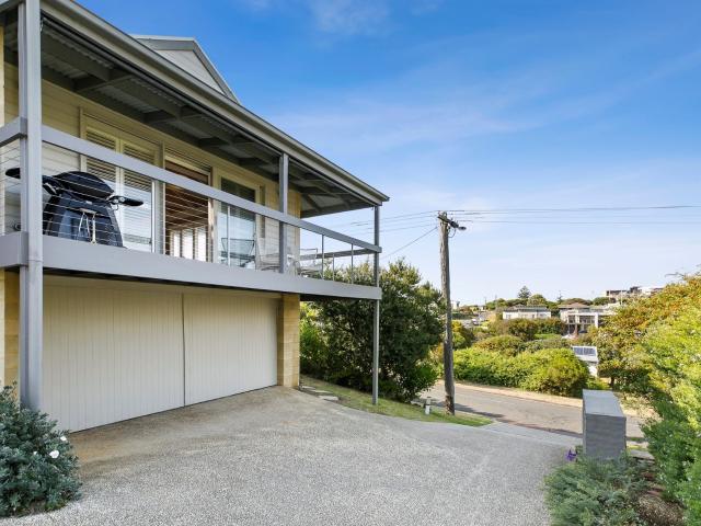 Stylish Coastal Townhouse | Furnished | Old Grove