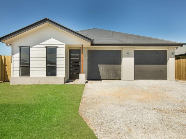 Stylish Comfort in a Prime Logan Reserve Location
