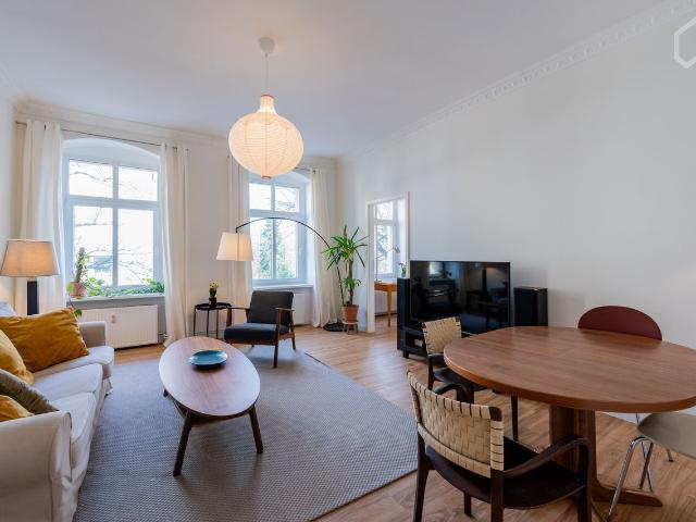 Stylish, comfortable bright altbau in the heart of Neukolln, Berlin Amsterdam Apartments for Rent