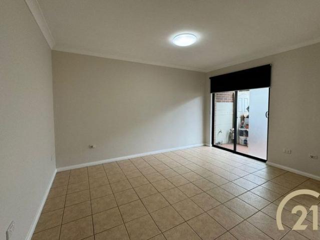Stylish & Contemporary 3 Bedroom Townhouse