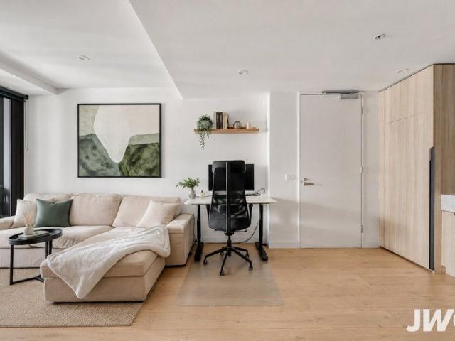 Stylish Contemporary Living in the Heart of South Yarra
