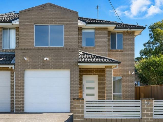 Stylish & Convenient 3 Bedroom Home