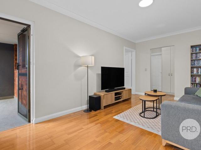 Stylish & Convenient Apartment Living